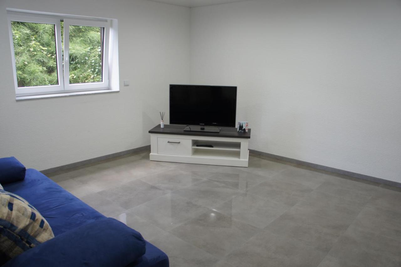 2- Zimmer-Wohnung 维勒斯威特 外观 照片